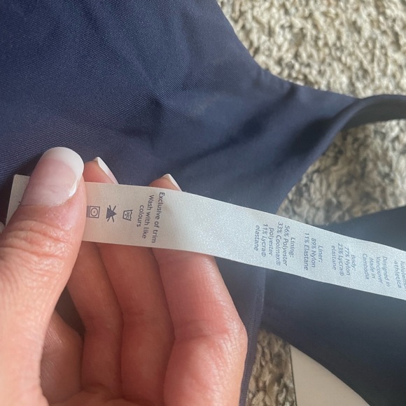 Lululemon In Training Tank - Picture 5 of 5